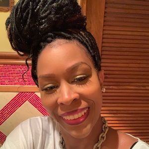 Meet your Posher, Keneishia